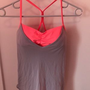 Lululemon tank top with built in bra